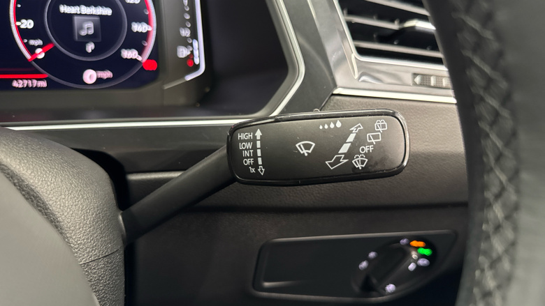 Volkswagen Tiguan 1.5 TSI 150 R-Line Edition 5dr DSG Petrol Estate